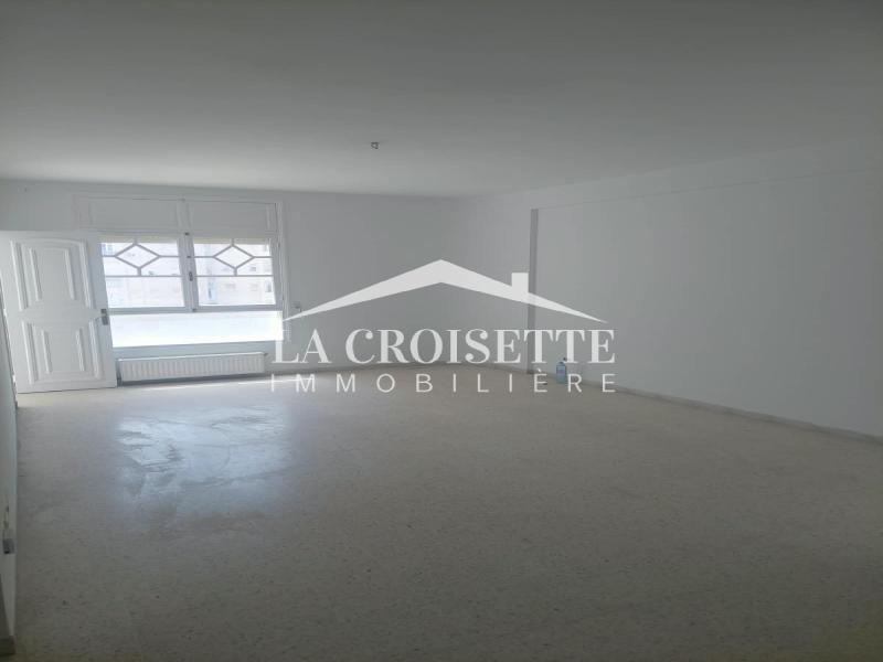 Appartement S+4 à Ain Zaghouan Nord